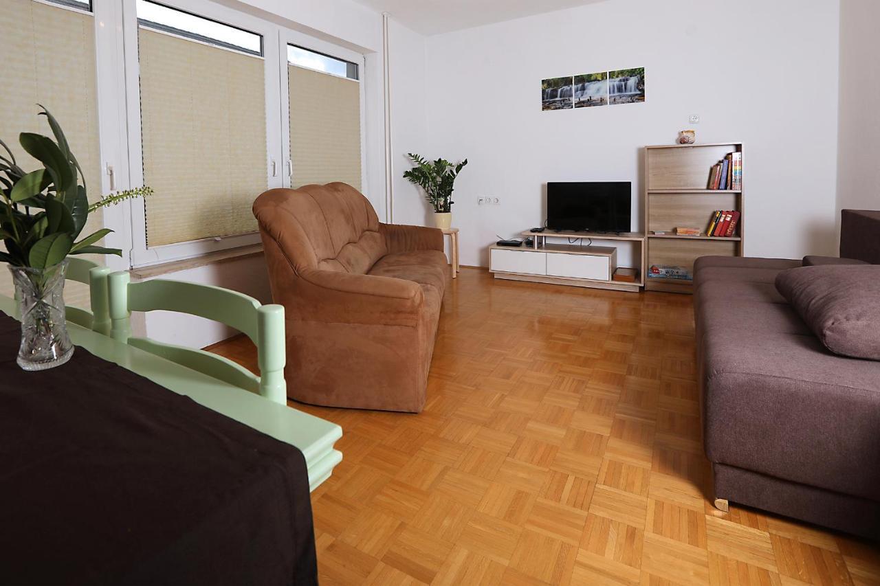 Apartma Dolinar Gorenja Vas  Εξωτερικό φωτογραφία